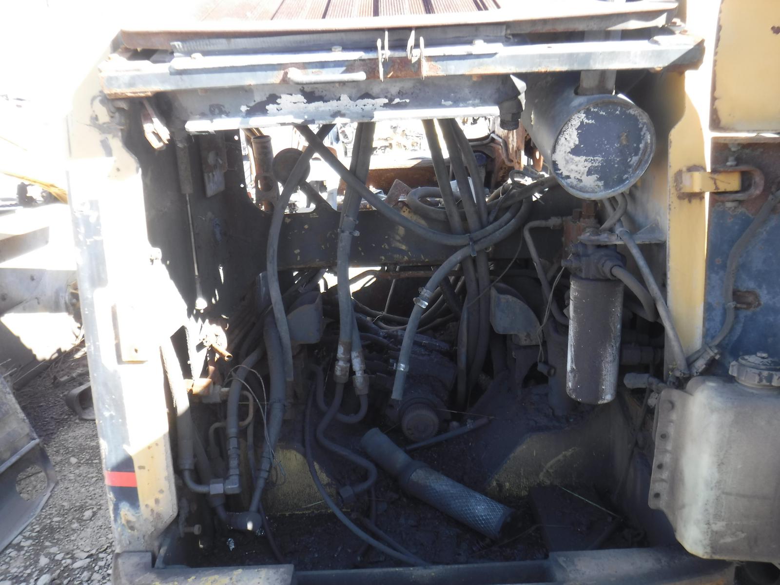 ./imagenes/INVOICE/2019/10836/CATERPILLAR 236 (8).JPG